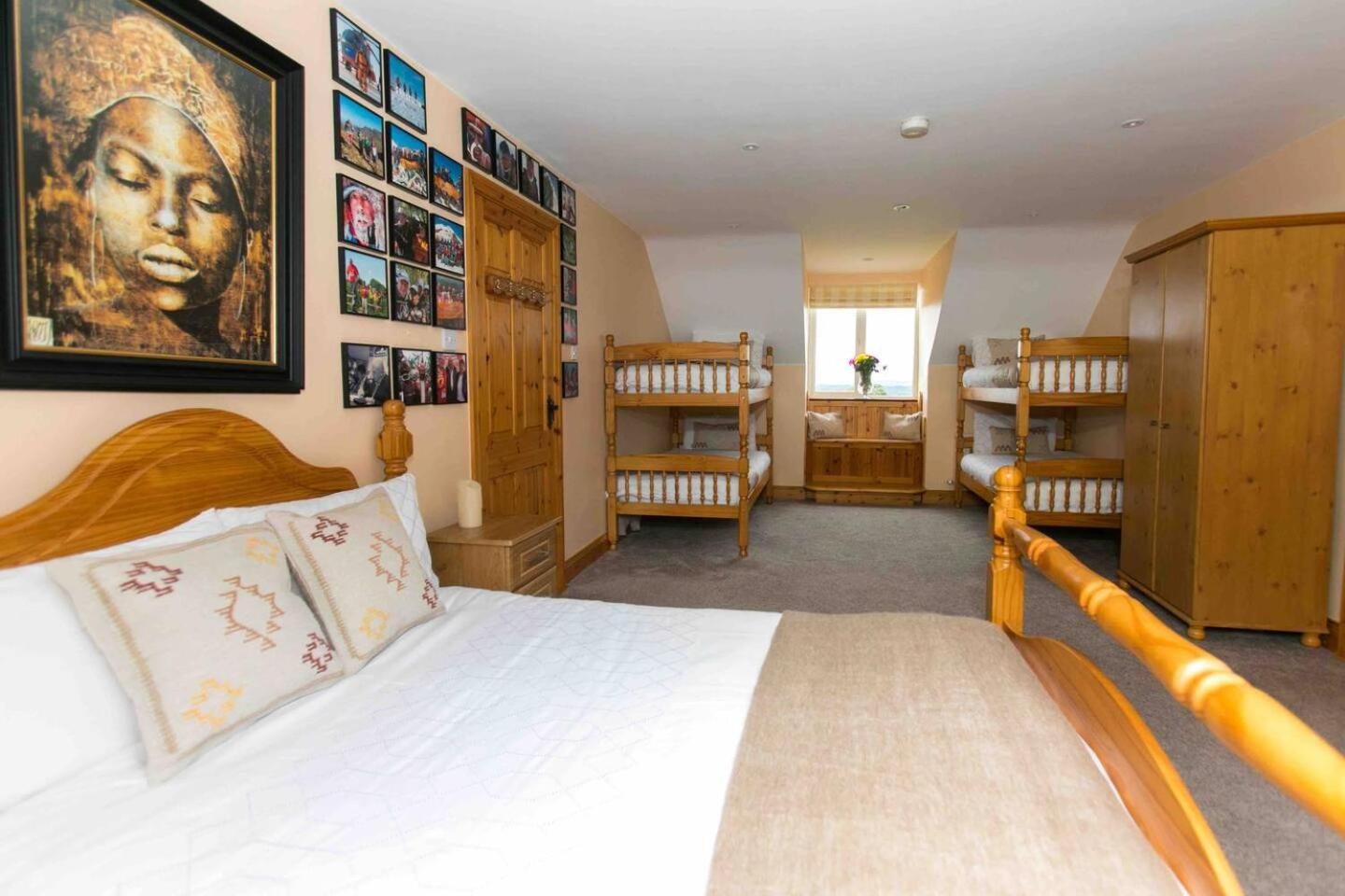 The Mountain Lodge Килларни Экстерьер фото