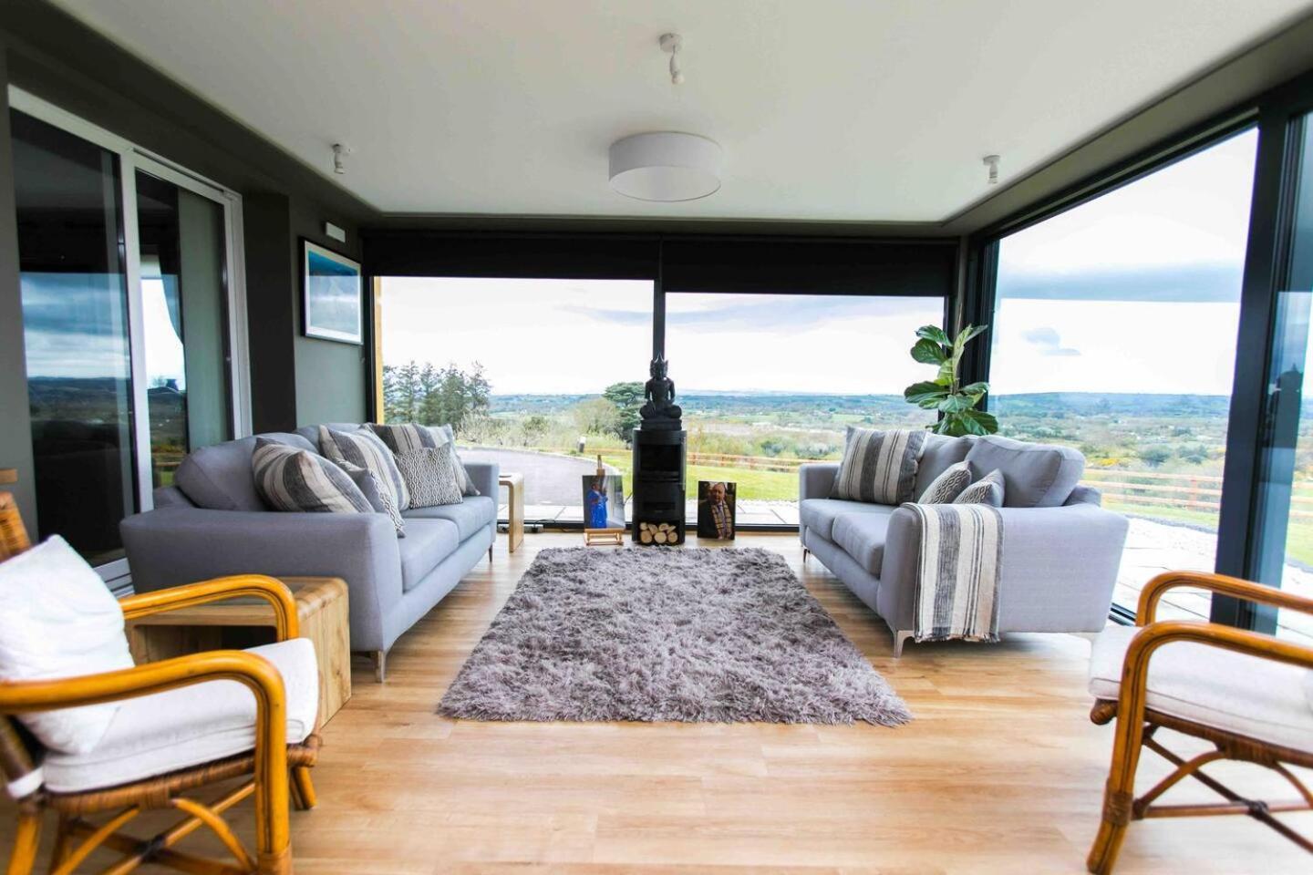 The Mountain Lodge Килларни Экстерьер фото